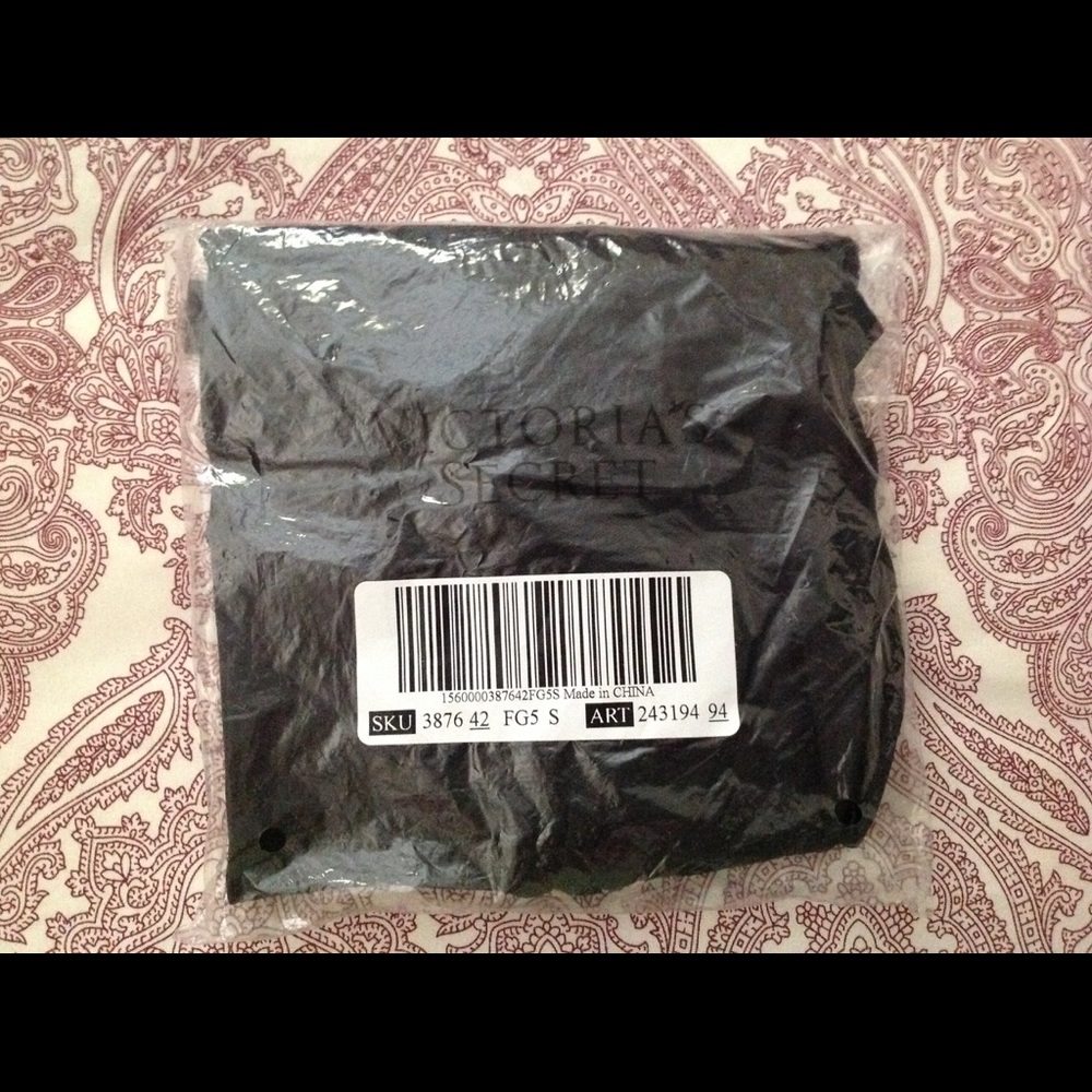 ❤️NWT Victoria's Secret Open Back Bodysuit - Picture 4 of 5